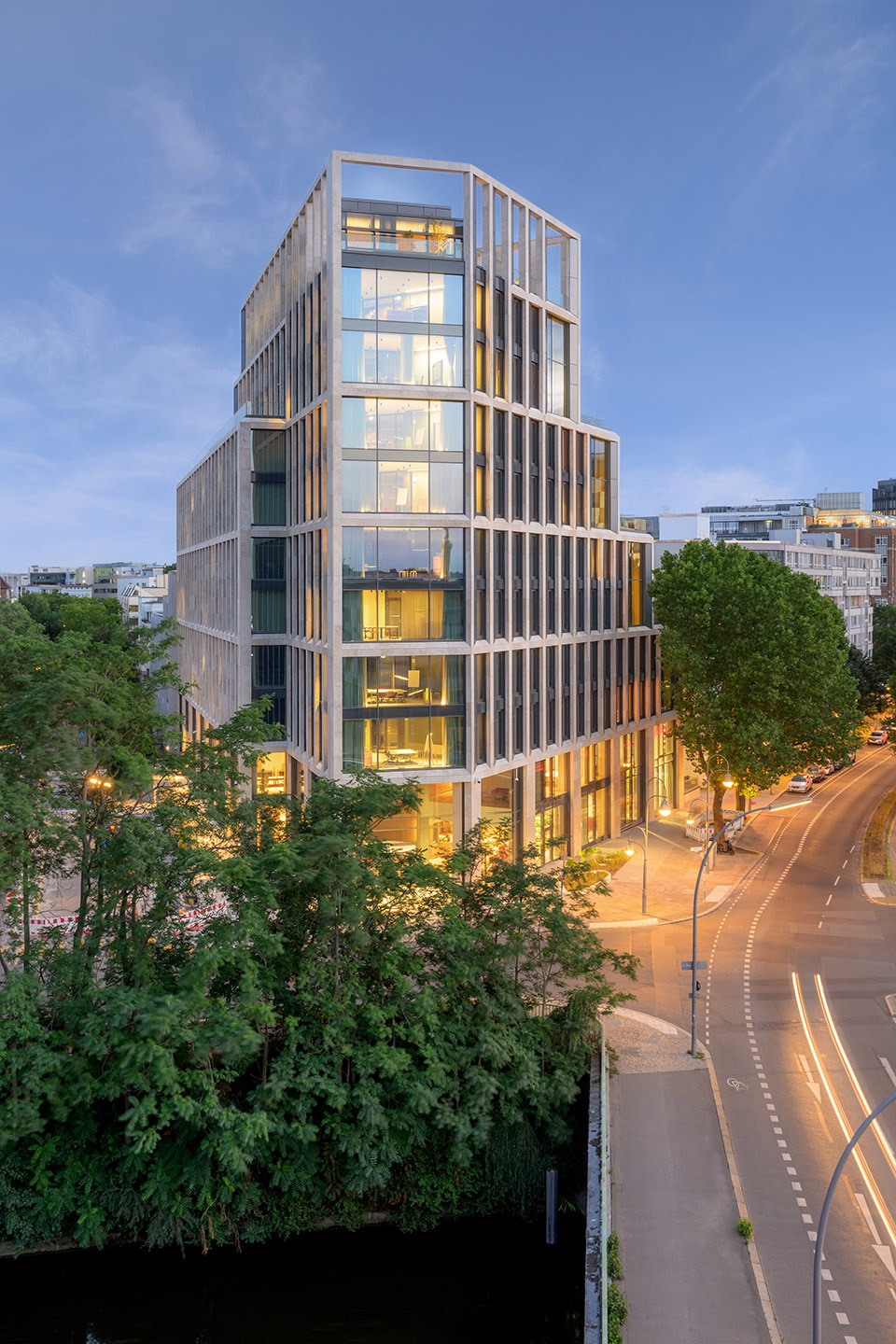 b one office building by cfmoller architects