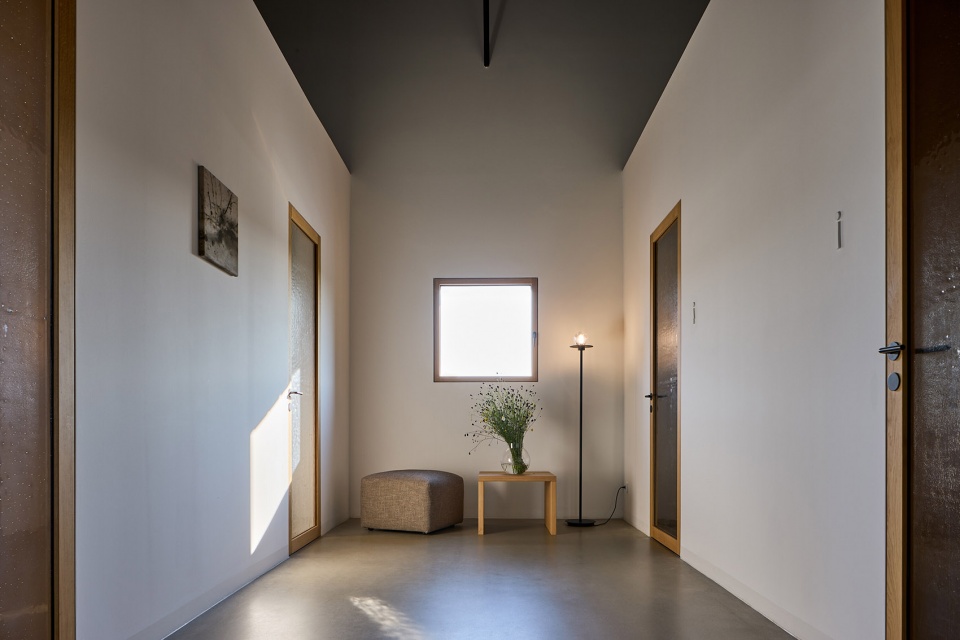 janosik headquarters and showroom by jakub janosik