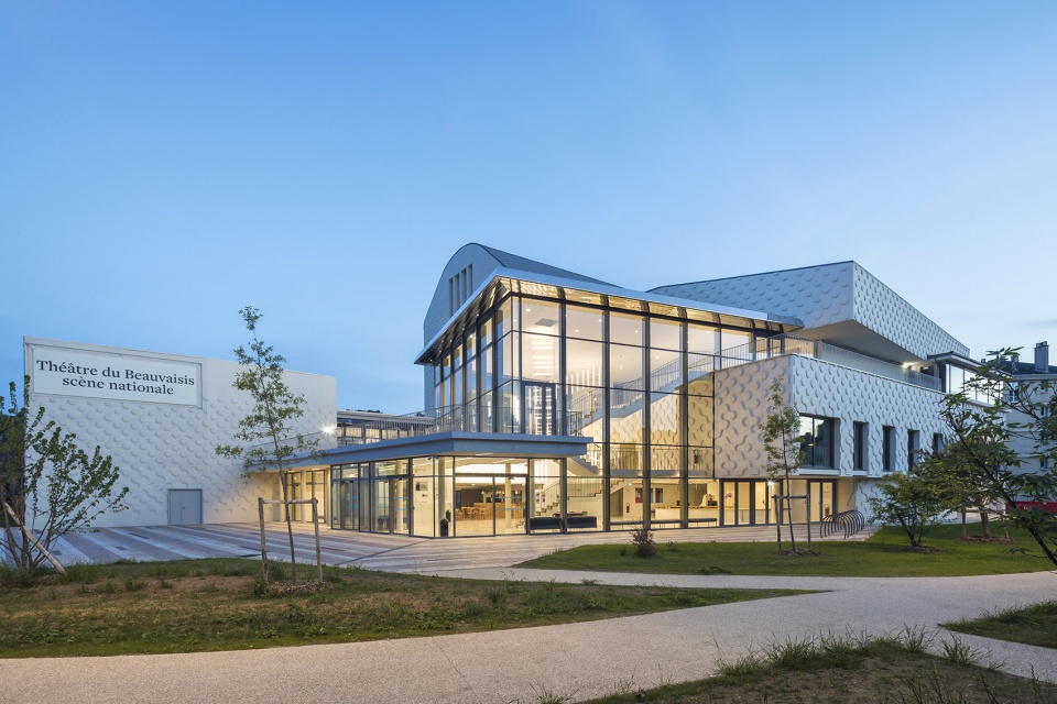 the regional theatre of the beauvaisis by the atelier ajc