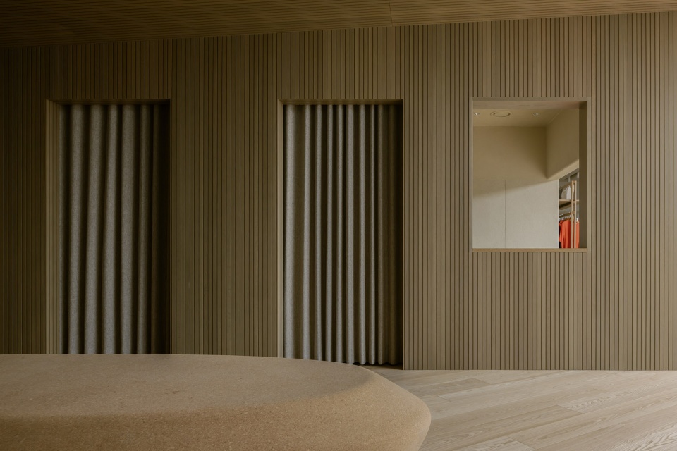bshop hannam flagship store by kooo architects