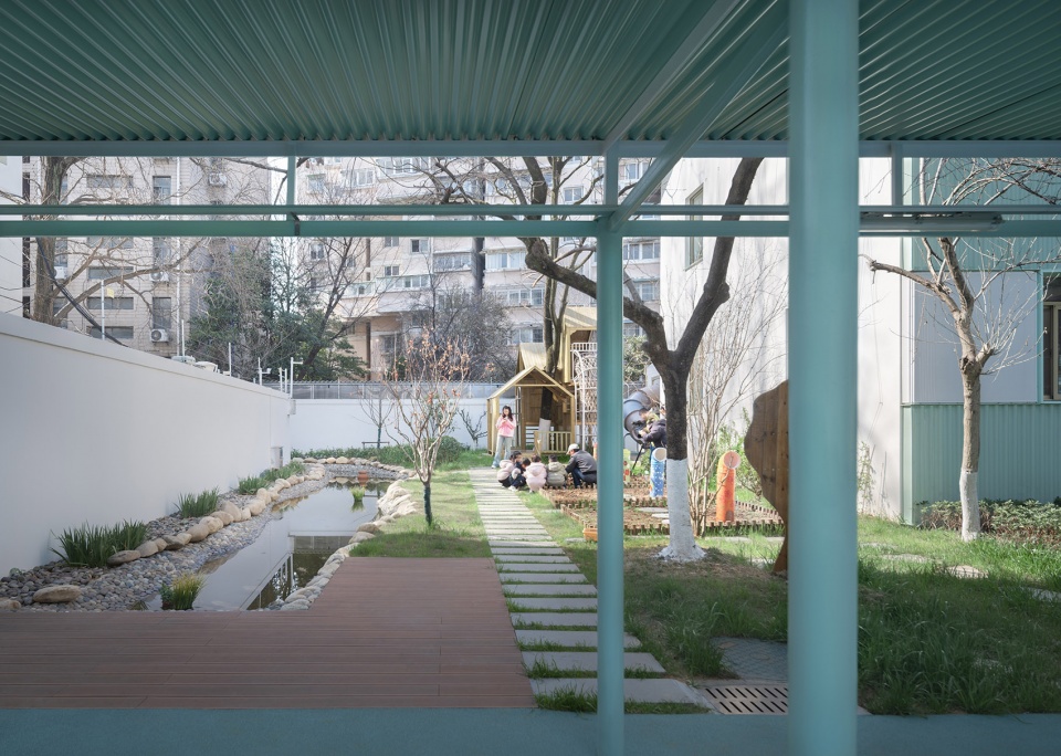 renovation of nju kindergarten by atelier jian jia