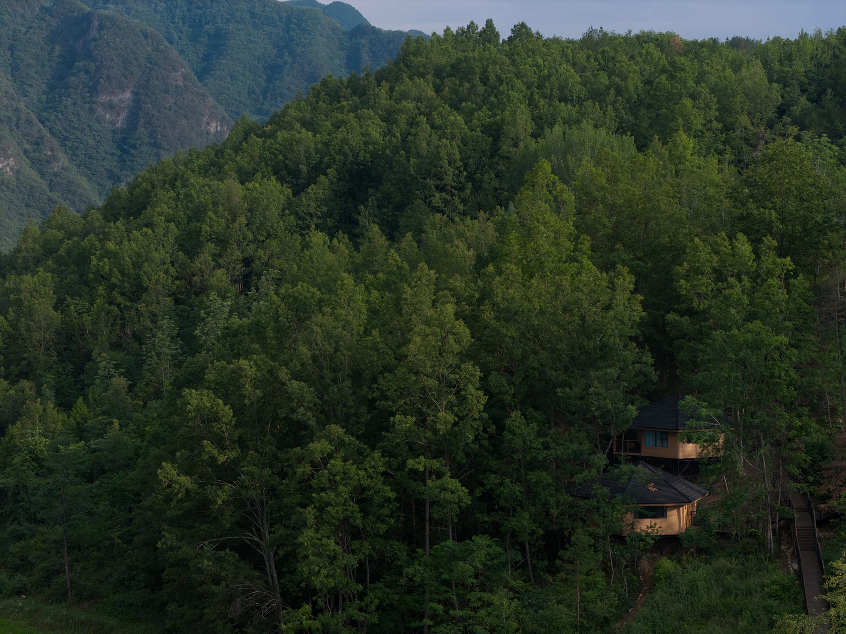 Huanxshan Forest Life Park Project in Hanzhong by WITHSTUDIO - 谷德设计网