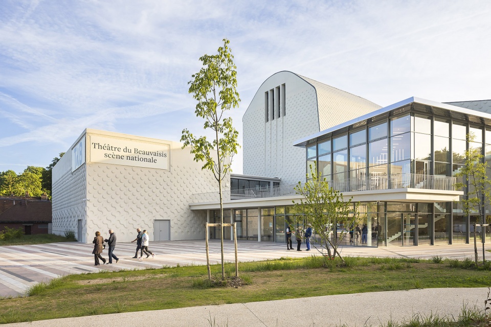 the regional theatre of the beauvaisis by the atelier ajc
