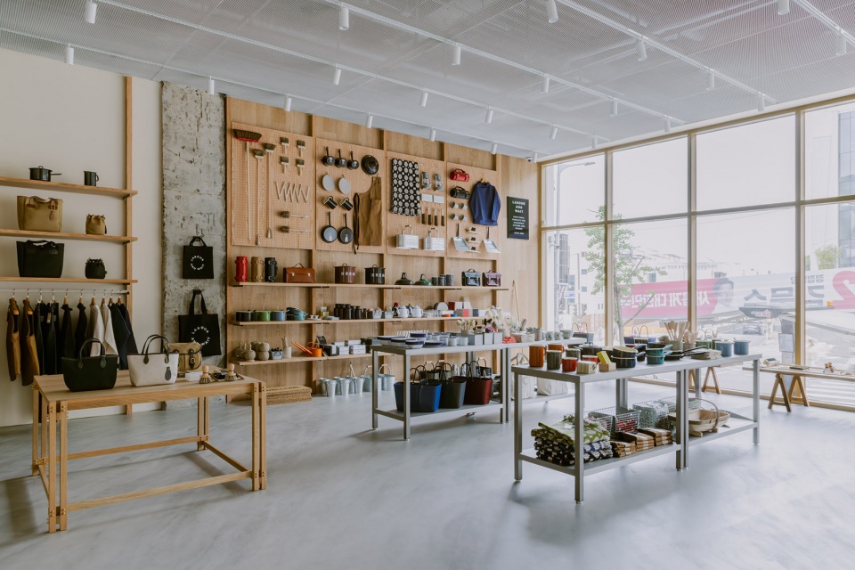 bshop hannam flagship store by kooo architects