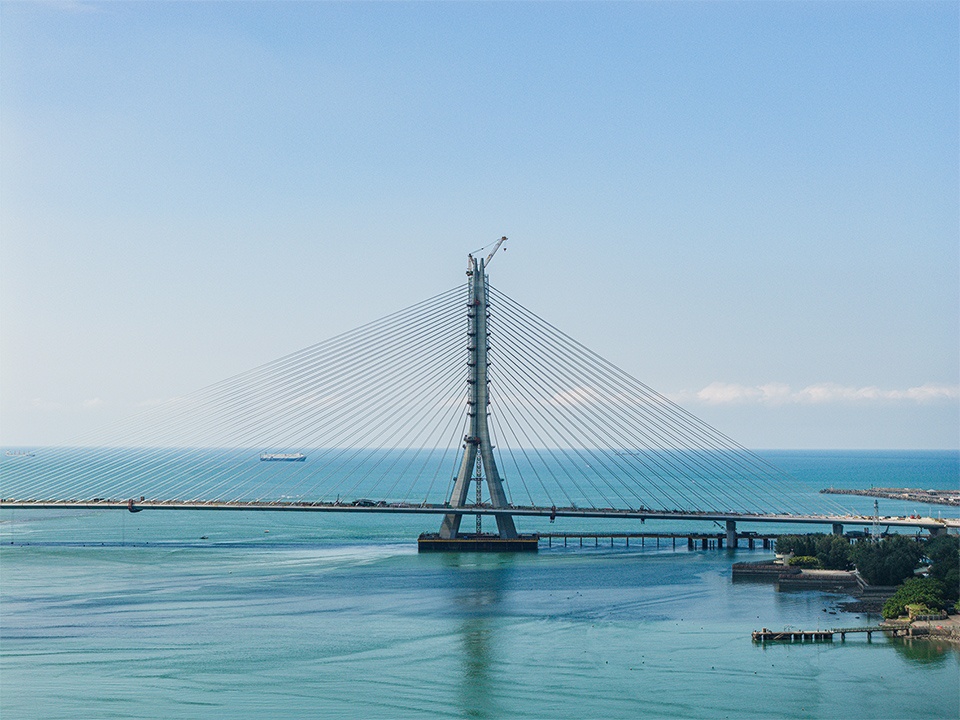 Danjiang Bridge
