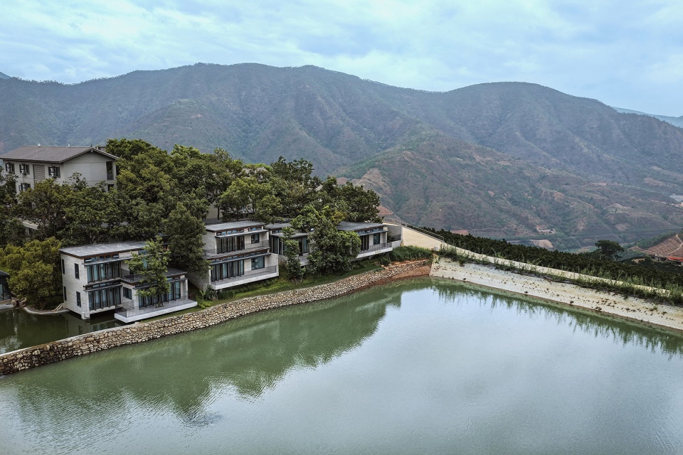 chu orange manor living center by suzao architecture