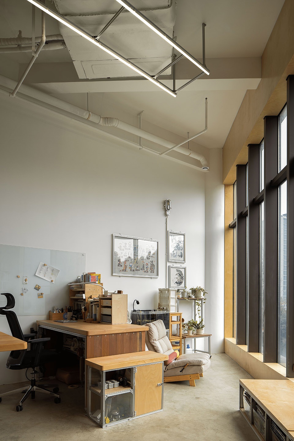 the non commercial aspect of commercial space by hurr design
