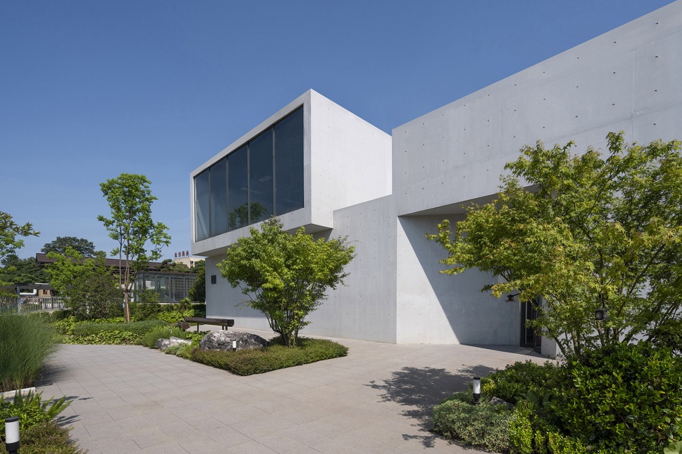 planning and architetural design of jinsha winery campus by hypersity architects