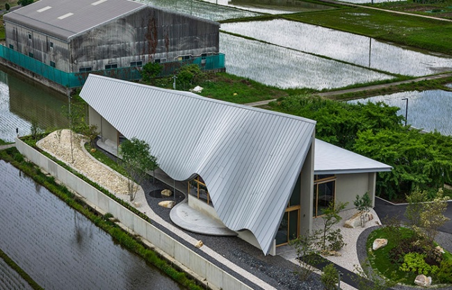 Office in Hashima by Atelier Nagara Architectural Design Office + PERMANENT Co., Ltd.