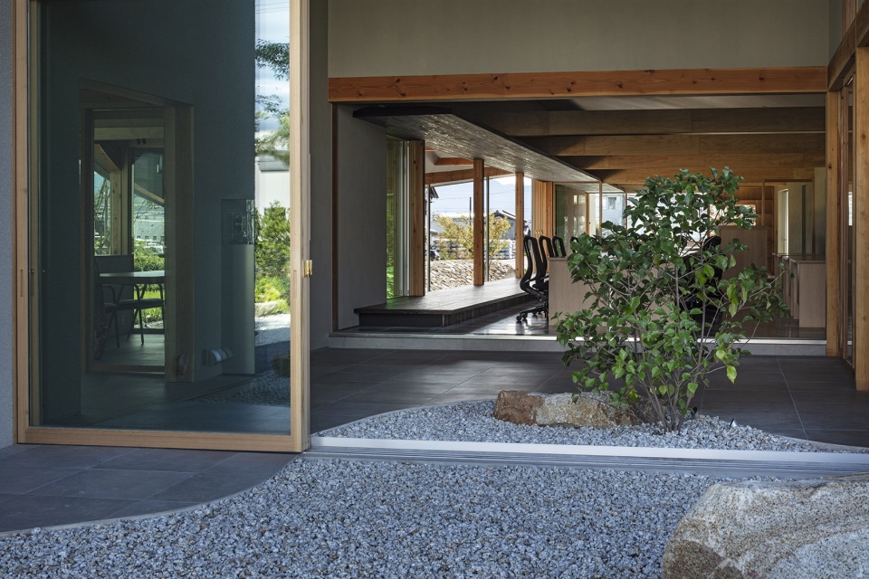 office in hashima by atelier nagara architectural design office permanent co ltd