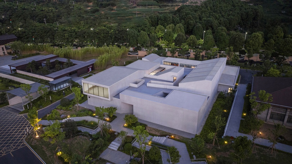 planning and architetural design of jinsha winery campus by hypersity architects