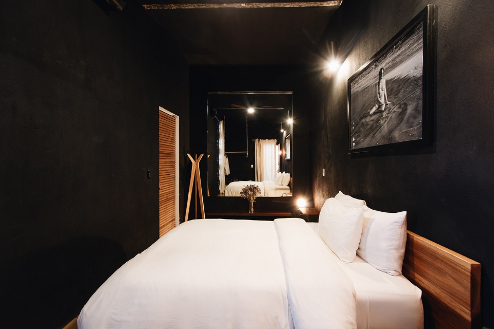 jhotel sin nombre by wishco