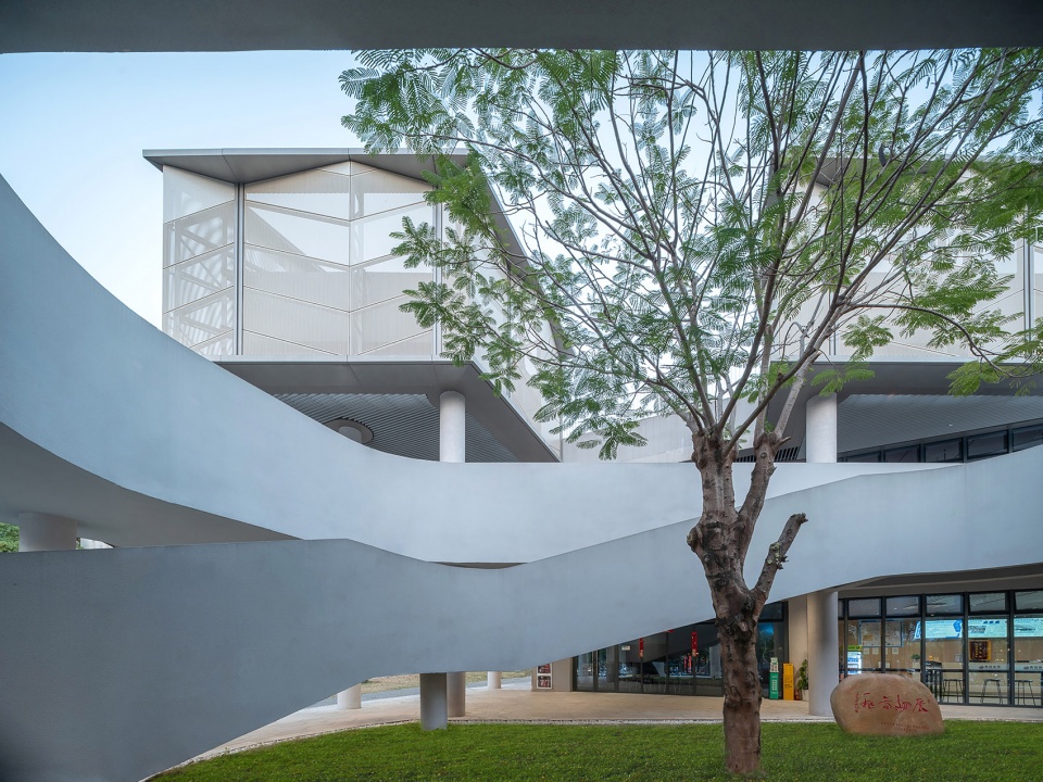 south china agricultural university gym by scut
