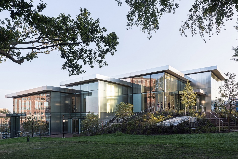 bloomberg student center at johns hopkins university by big