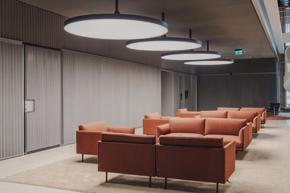towarowa 22 office house phase b by jems architekci