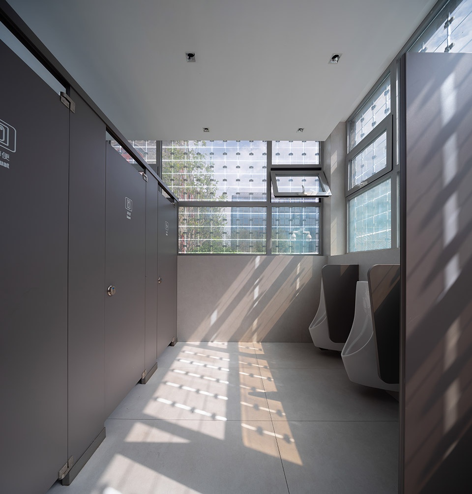 dajixiang municipal public toilet renovation by daga architecture