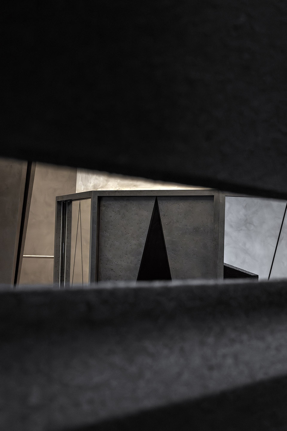 The Silent Gaze by FON STUDIO