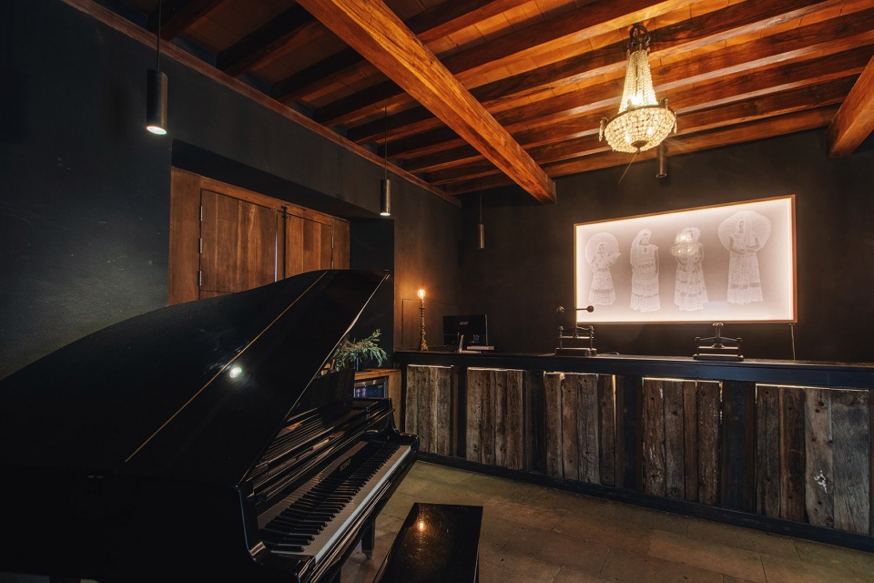 jhotel sin nombre by wishco