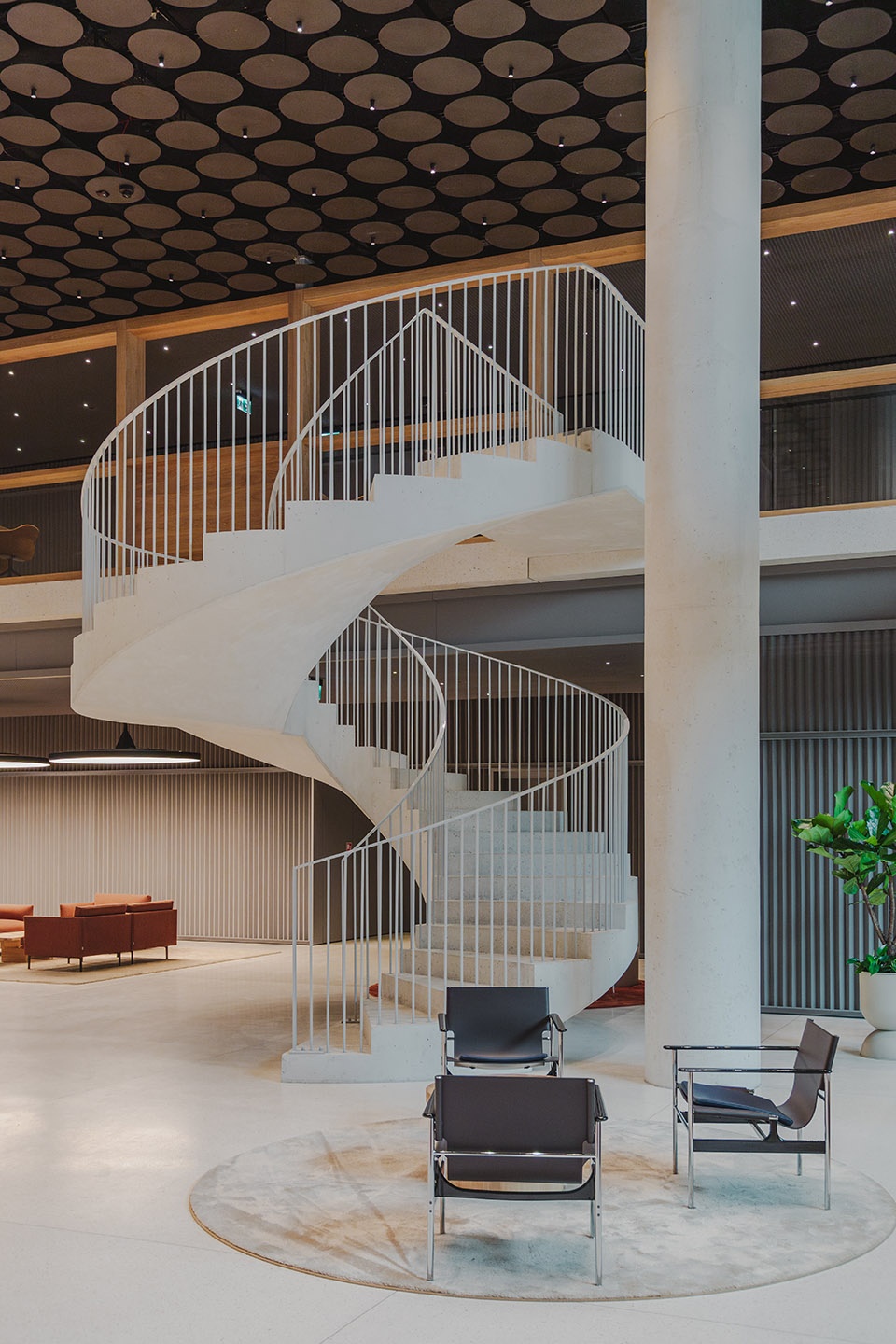 towarowa 22 office house phase b by jems architekci