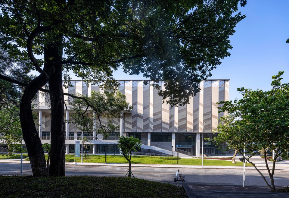 south china agricultural university gym by scut