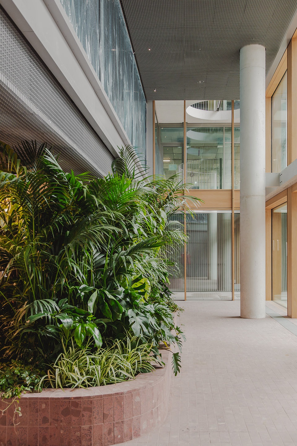 towarowa 22 office house phase b by jems architekci