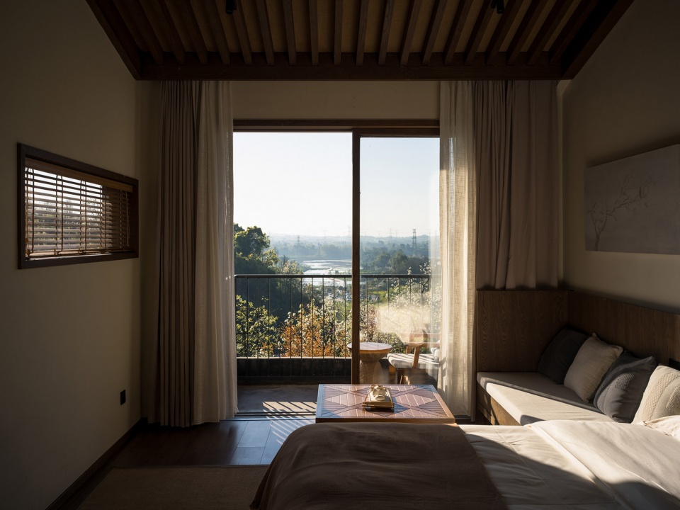 buzzy sunny luzhou by archermit