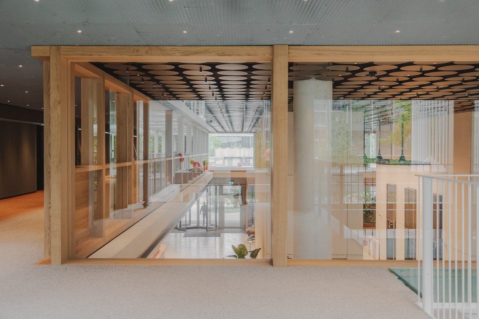 towarowa 22 office house phase b by jems architekci