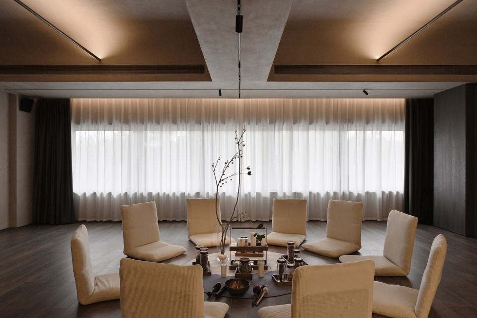 aranya resort noa hotel by deep design