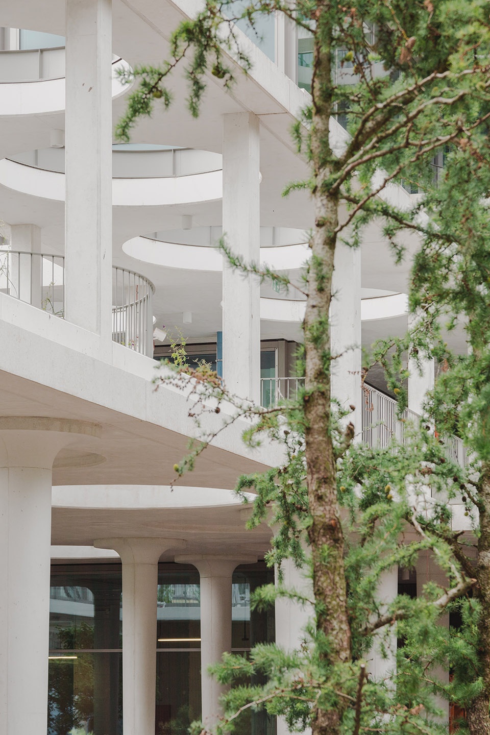 towarowa 22 office house phase b by jems architekci
