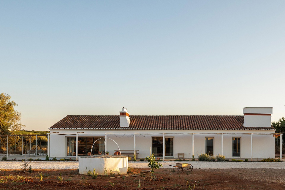 monte do divor by vasco burnay arquitectura
