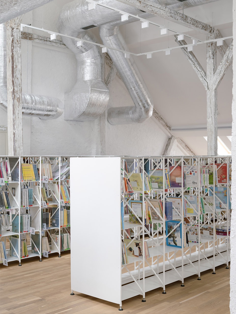 Presov library doxa bistan photo by alex shoots buildings 6 拷贝