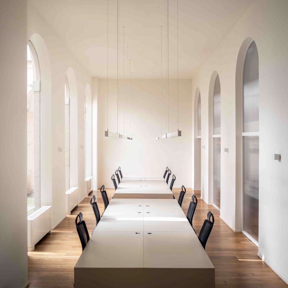 A Dialogue Across Time The Reuse of a 15th Century Palace by RX lab