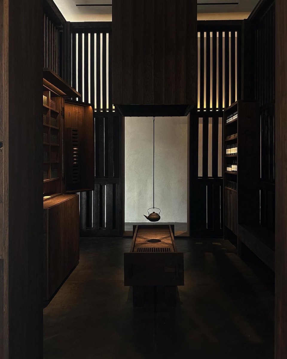 aesop thinglor by sher maker
