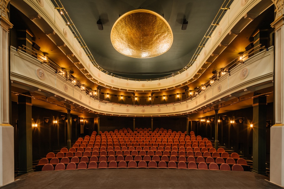 stefan zeromski theatre by wxca