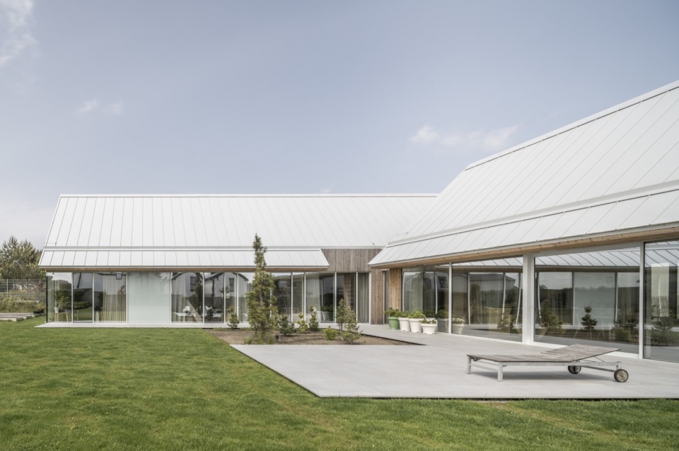 house in jastrzebia gora by archmondo