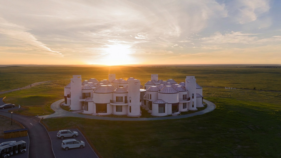 yuanverse living paradigms of the future grassland by aomomo studio