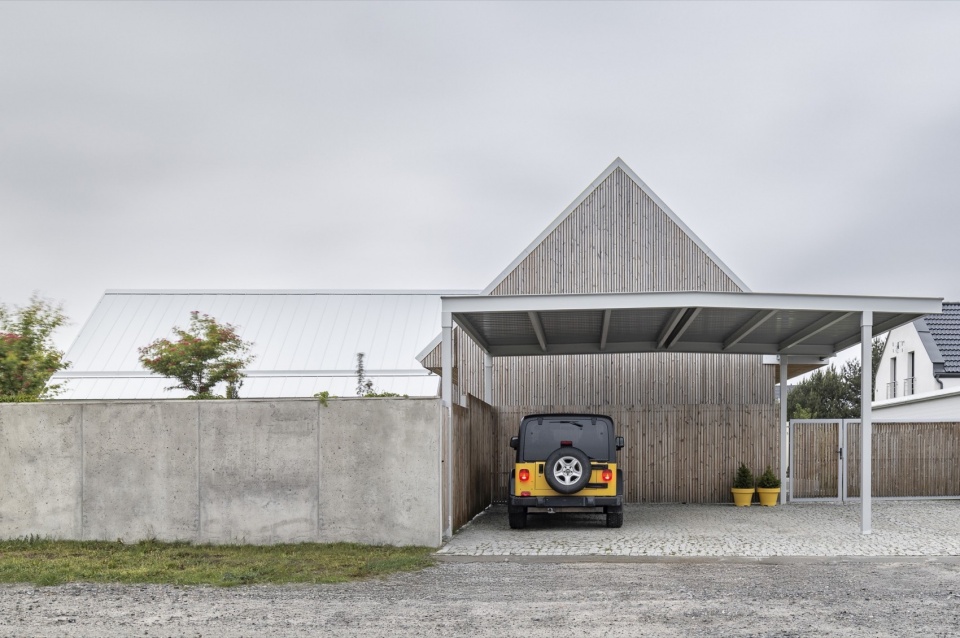 house in jastrzebia gora by archmondo