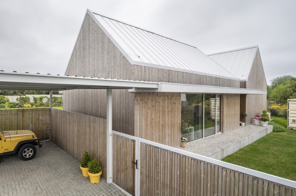 house in jastrzebia gora by archmondo