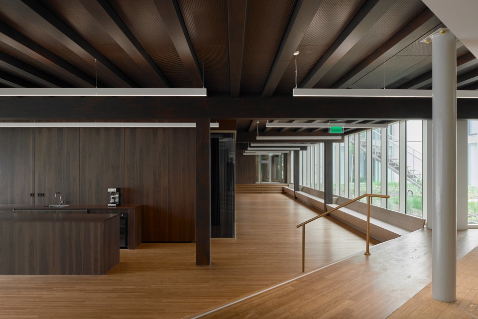rijkskantoor haarlem by beyond space mvsa architects