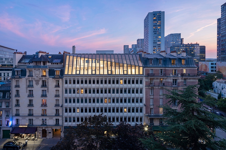 Extension on Rue du Docteur Finlay by Atelier Quinze Vingts