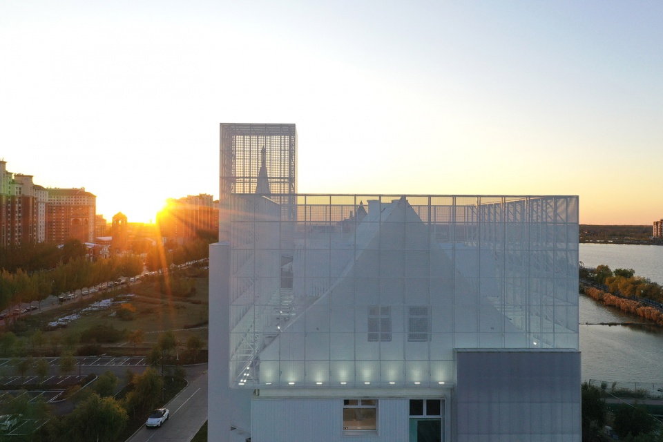 lande lake art center by slow coral design