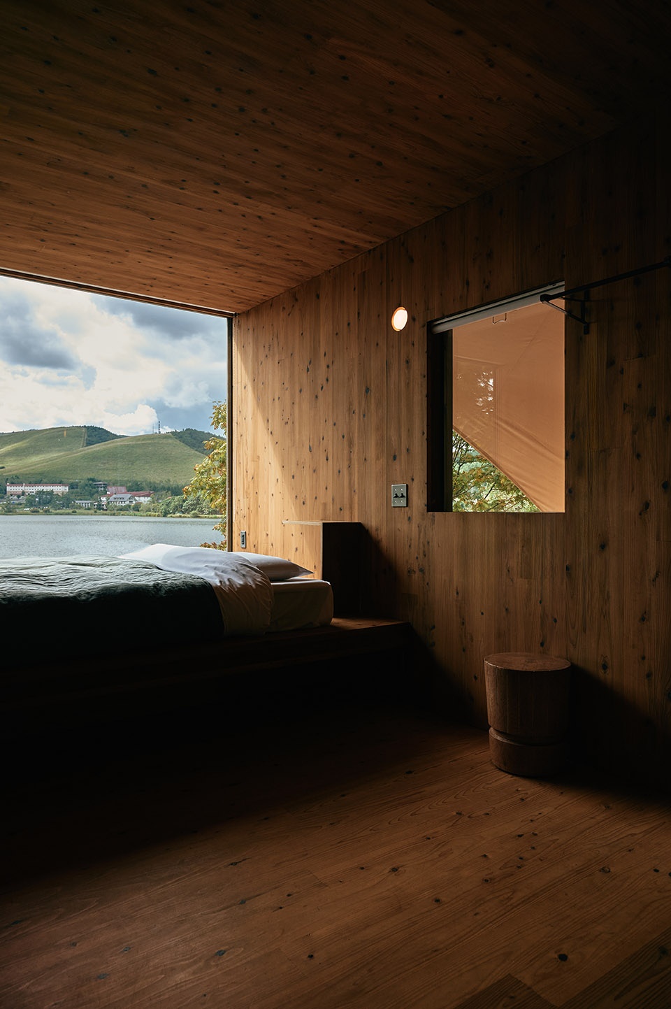 earthboat cave by pan projects
