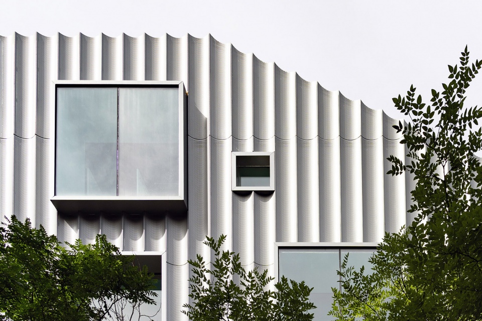 Facade and Public Space Renovation of the Street by moss architects