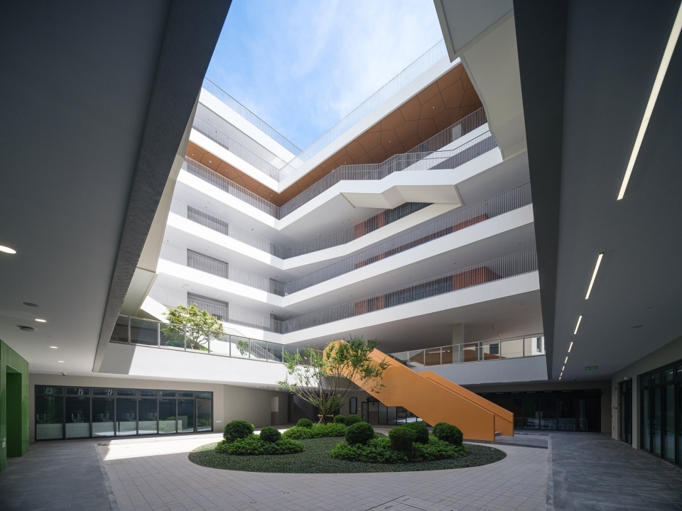 The Relocation and Expansion Project of Wuning Middle School in Putuo District Shanghai by Atelier Archmixing