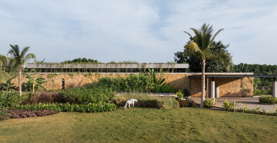 antriya by 23 degrees design shift