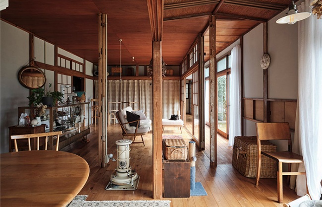 Kajiwara House by Roovice