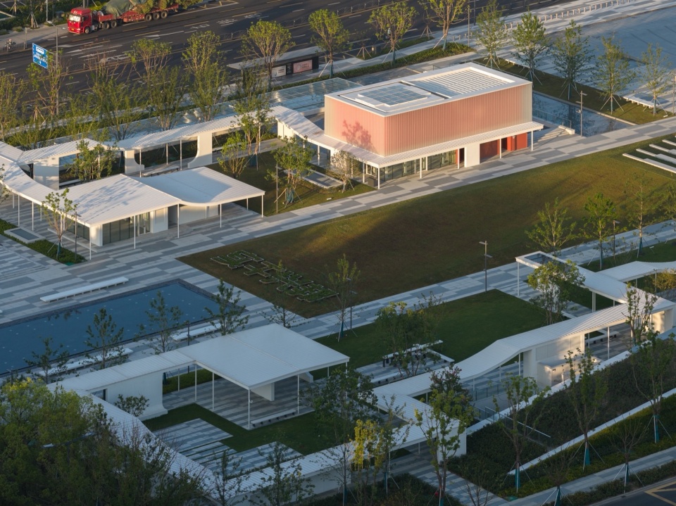 kunshan city square the above ground landscape architecture by dazhou and associates
