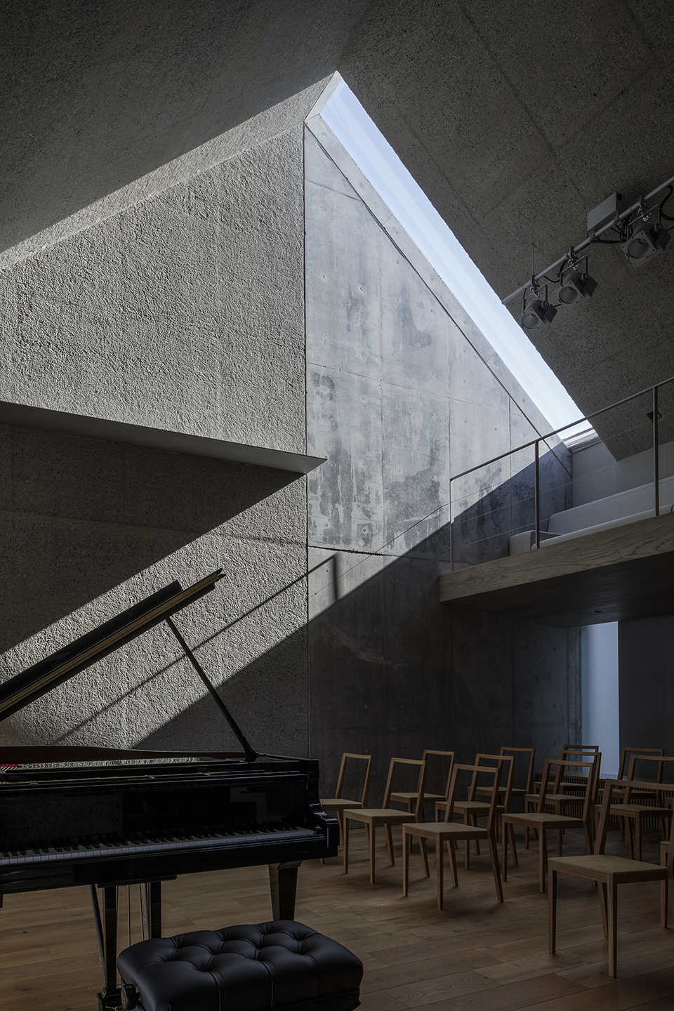 Music Hall in the Sky by Takuro Yamamoto Architects - 谷德设计网