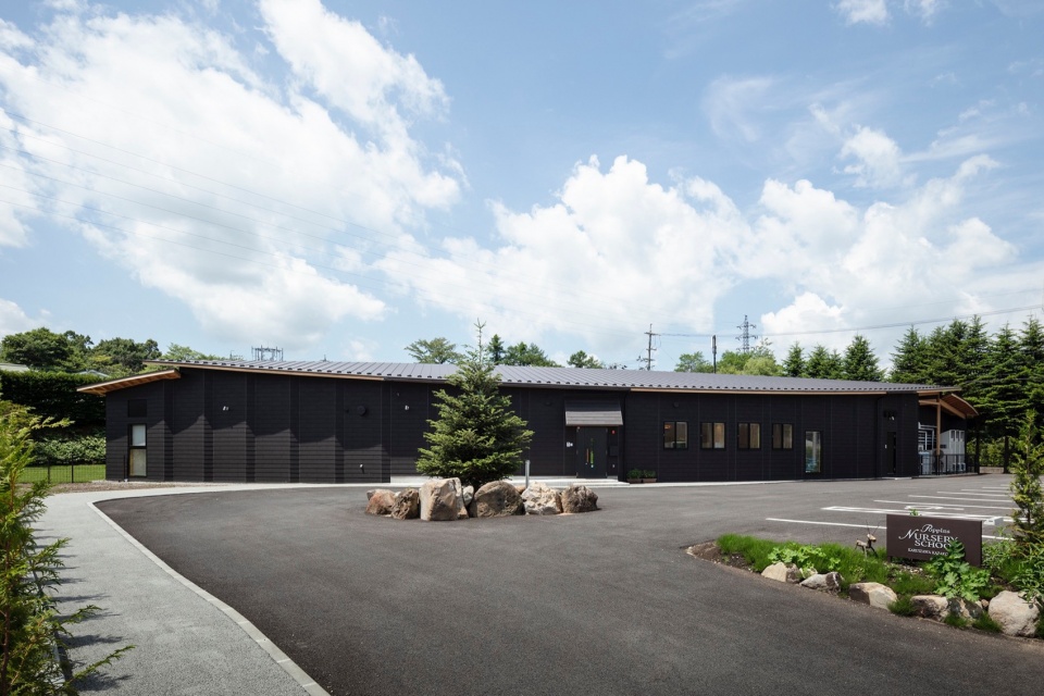 poppins nursery school karuizawa kazakoshi by nikken sekkei ltd