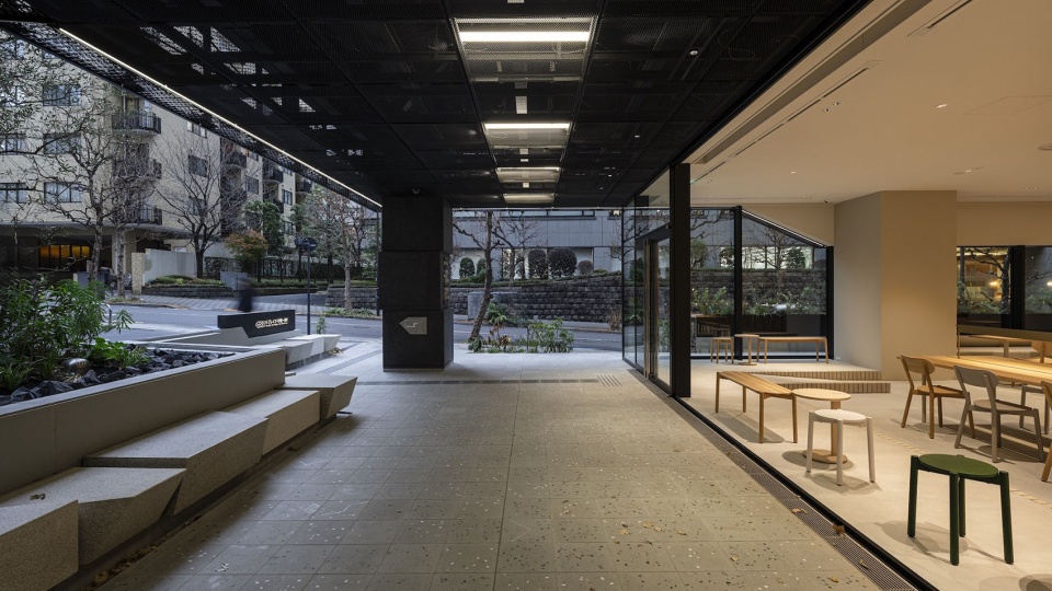 Front Place Chiyoda Ichibancho